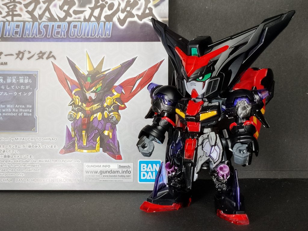 典韋との違い。頭のスパイクや褌(ふんどし)をカットしたり、カラーリングが変わるだけで、印象が違って見えます。膝の塗り方は反省点。