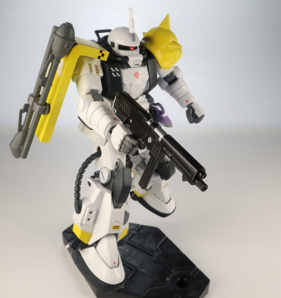 パイロットはミラノ・ドトール少尉(UC.0079当時)という女性です。カフェのドトールから拝借です。