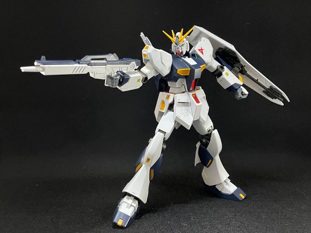 けっこう可動範囲が広くて色々なポージングが出来そうです。ご覧いただきありがとうございました。