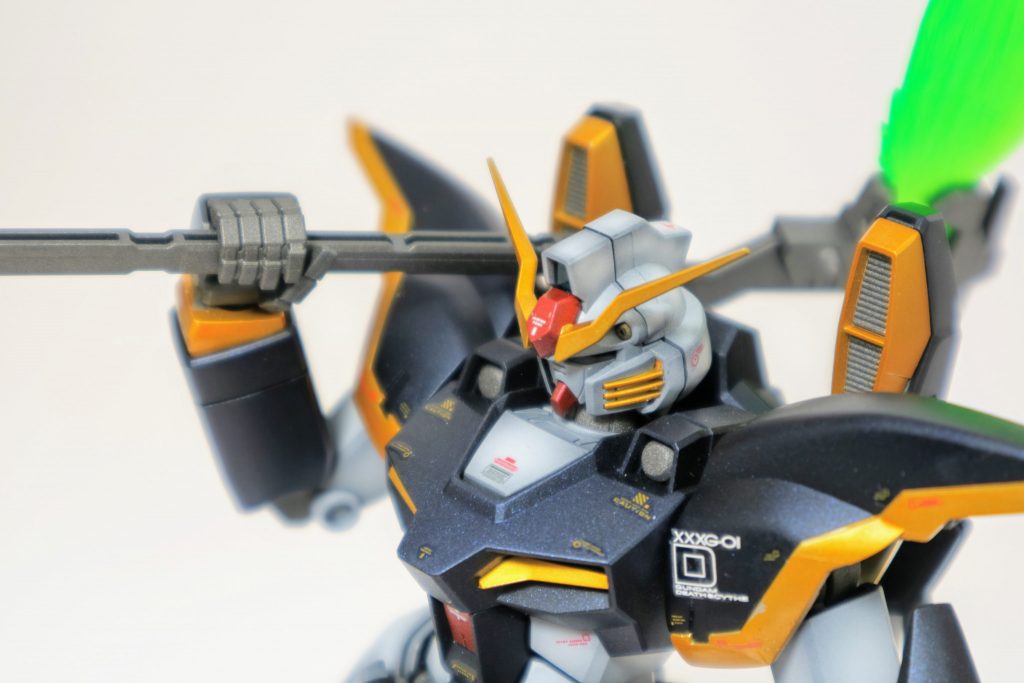 グラデーション塗装をやってみようと、MGが塗りやすくて良いかと思い探しに行ったら丁度これが売ってました。作って思ったけどデスサイズのヘッドかっこいいですね。さすがka?