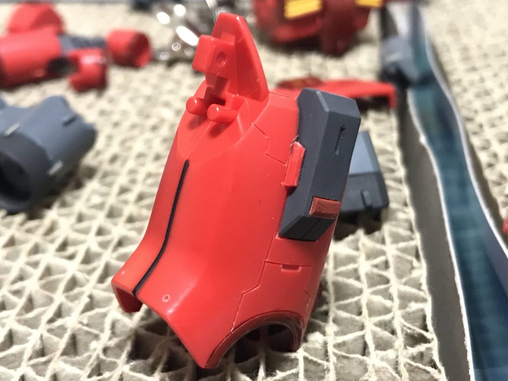 ちまちま、タミヤの水性アクリルを筆塗りしました。制作過程はブログでも書いてるので、良かったらご覧ください。>> ガンキャノン制作日記ガンスタに載せれなかった画像はブログのギャラリーに掲載してます。>> ギャラリー：HGガンキャノン