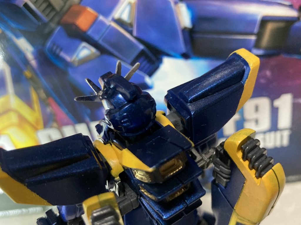 背面胴体上部とスラスターへ黄色のラインを伸ばしたのは、もちろん、ブルーエンジェルスのカラーリングを意識してのことですが、思いのほか似合ってよかった。最後までご覧いただき、ありがとうございました。