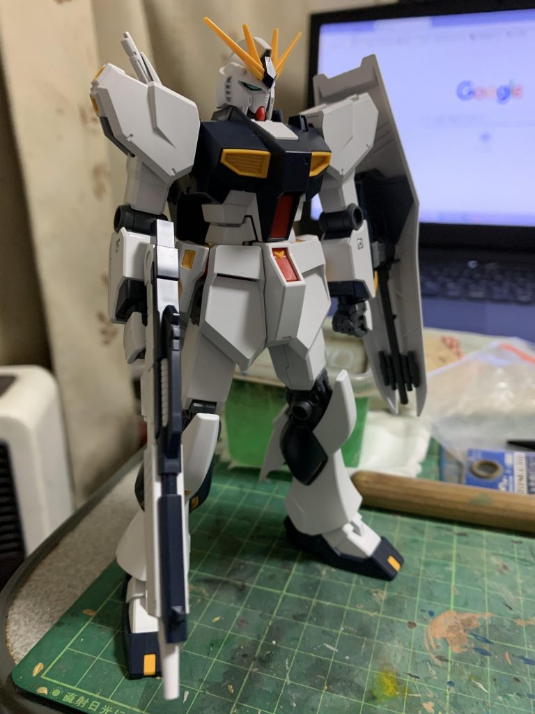 素組み黄色をオレンジに変更するだけでも印象が大分変わると思います。