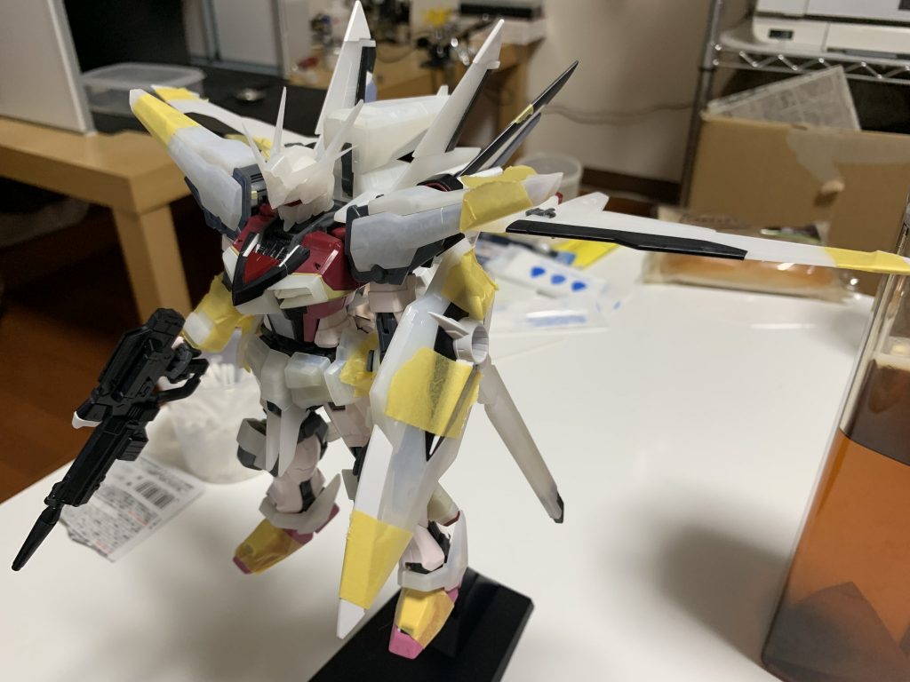 バランス確認中。ミキシングはしていますが、なるべくアカツキの雰囲気を壊さないように心がけてパーツ選定を実施しました。