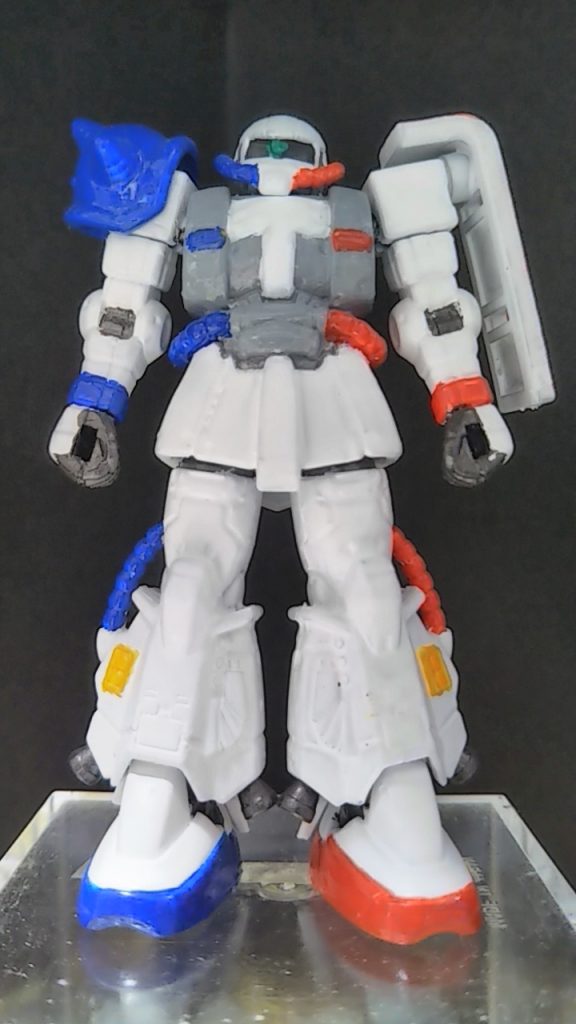 物語の象徴でもある【ガンダム 4号機&5号機】をイメージしたカラーを左右で表現してみました😁　分かり辛いですよね😅