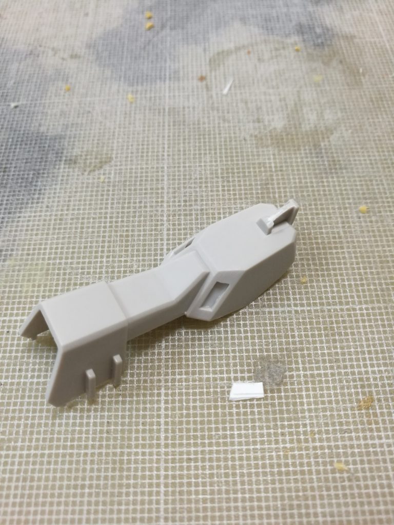 膝ダクトのパーツを無くしたので、着けないことにしましたこっちの方が美しいわ