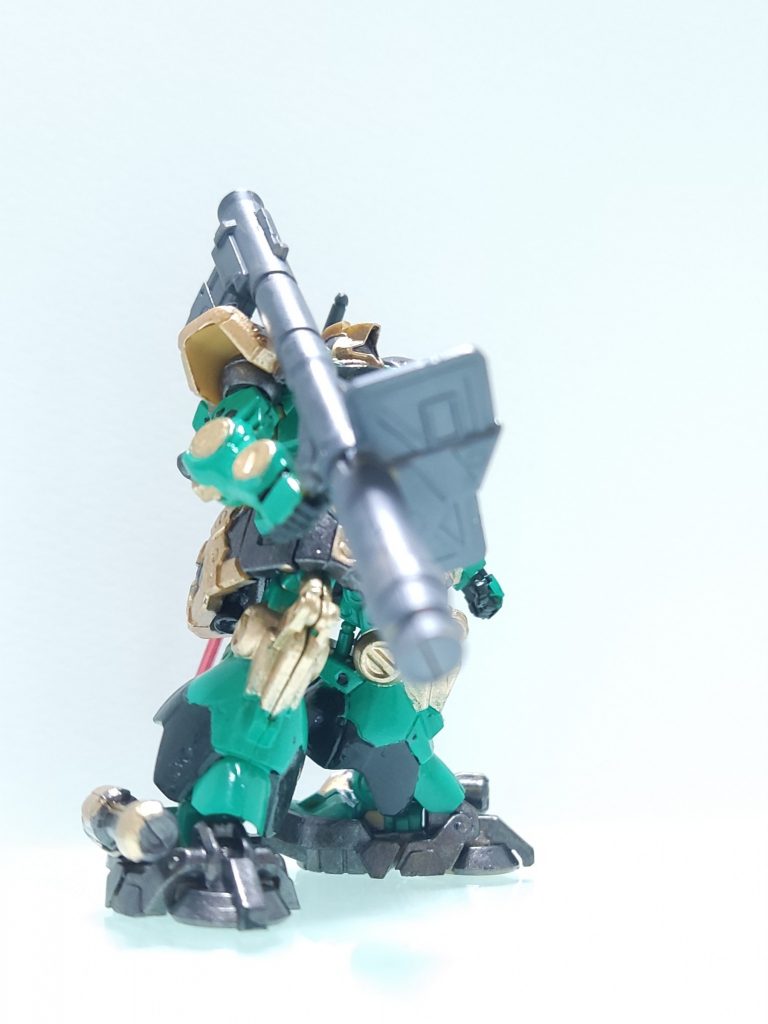 トップ画像ぐらいの距離感でないとあらが酷い。