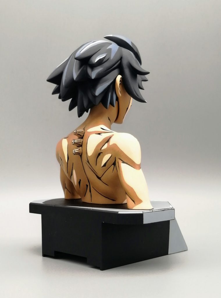 塗装による影の表現が今まで作ってきたメカものとは違って新鮮でした。他のフィギュアライズバストにも興味が出てきました。