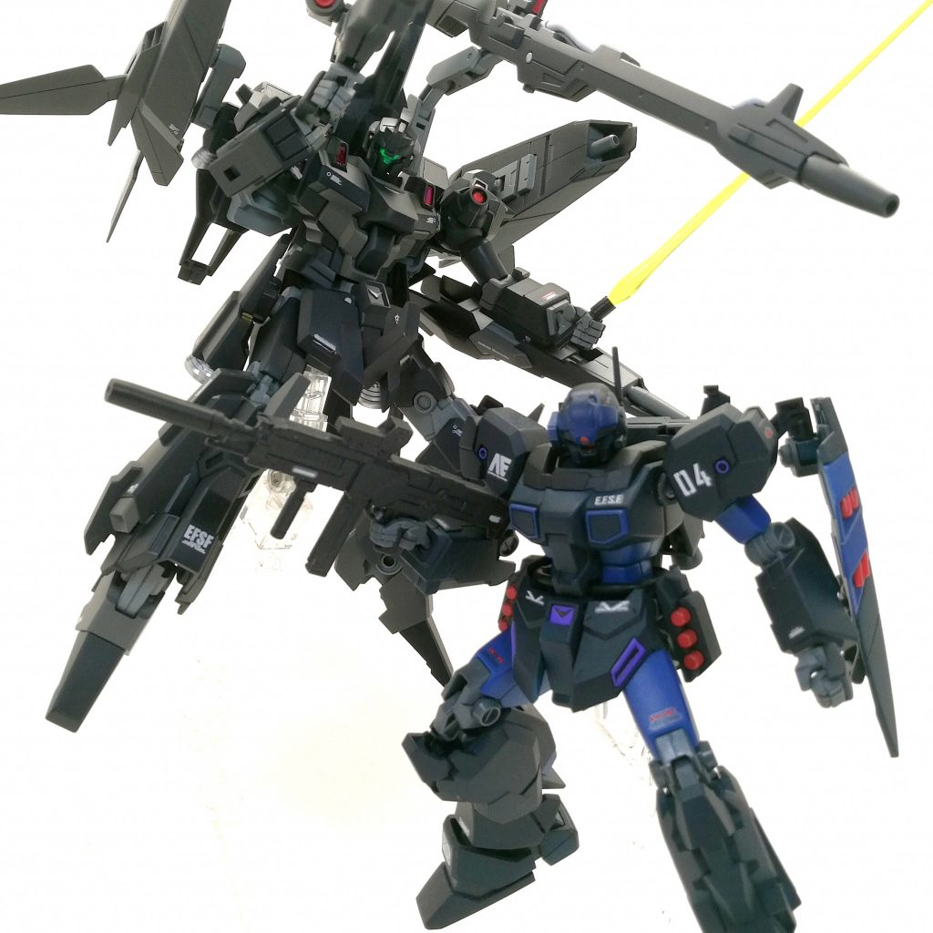 ゲーミングジェスタと並べると様になるね♪