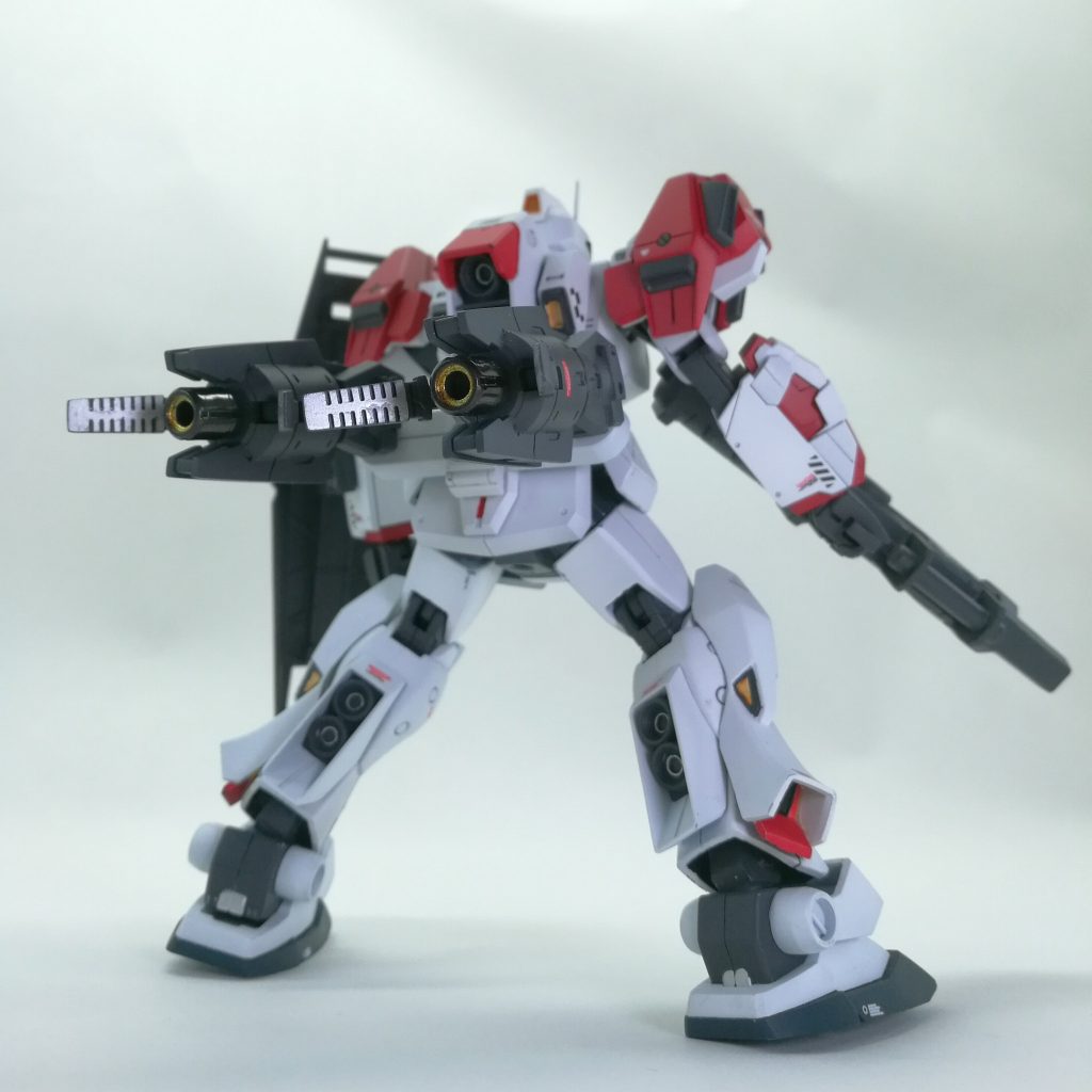 出力、火力を強化した形態で、従来の龍御神やB装備と比べるて機動力は減りましたが、力でゴリ押しできるから強い!このブースターによる加速もすごいぞ!その分動きが直線的になりがちですが