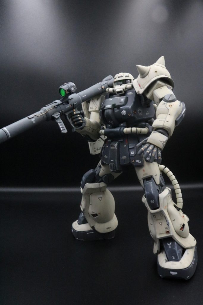 平手もついており、いろんなポーズがバシッと決まります。