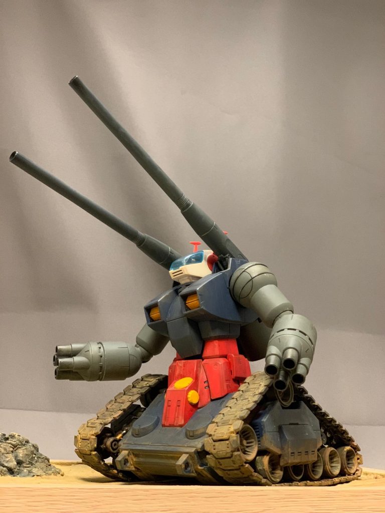 あまり動くキットではないので写真も派手さがございません。ただ内部フレームなどの作りは無駄な拘り（誉め言葉）が満載で本当に素晴らしいキットです。この辺りのMGは好きです！