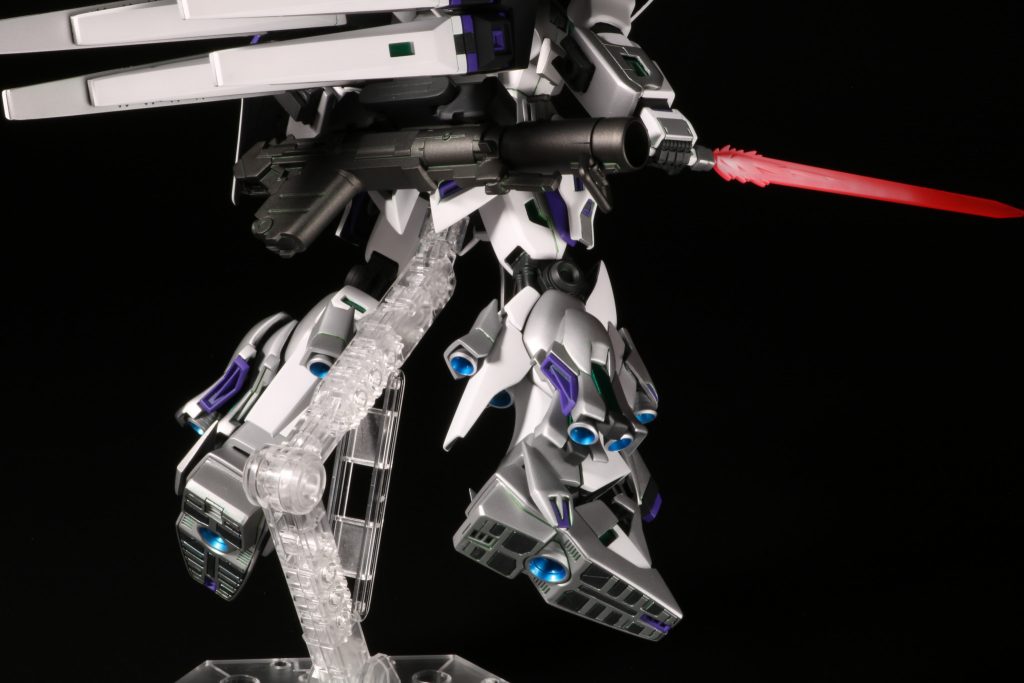 足回りその2から足裏はバーニアを増やしてみました。