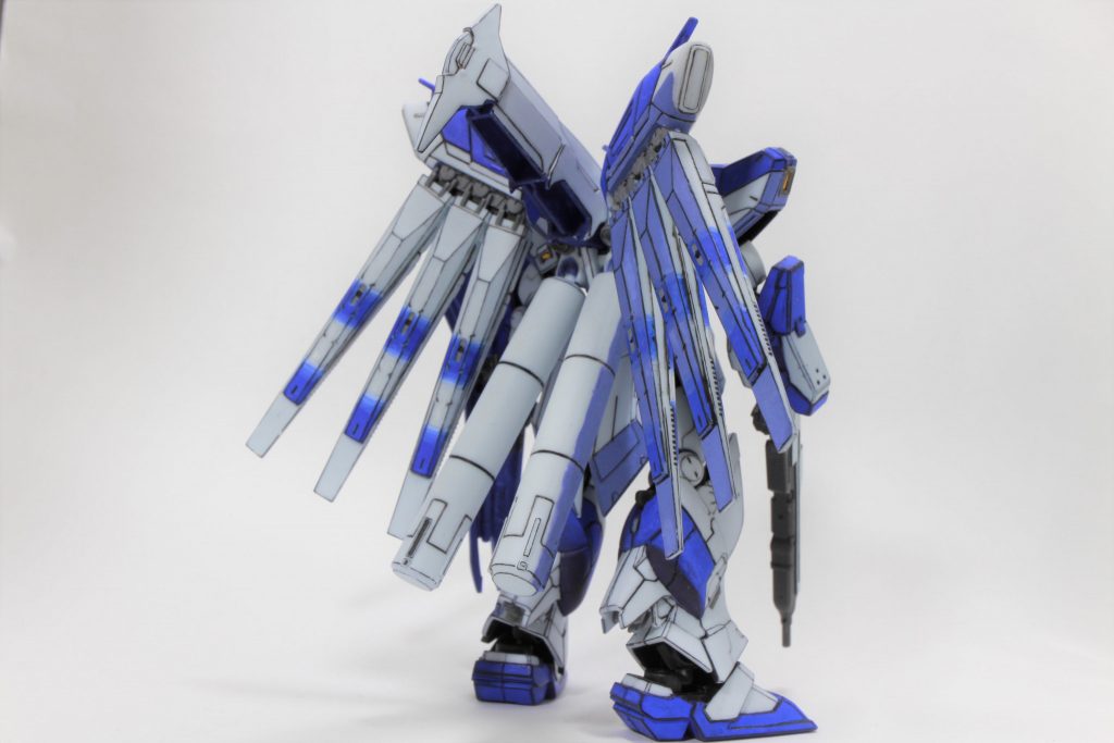 グラデーションのところは実は段階的な感じで塗っています。ご覧いただきありがとうございました！