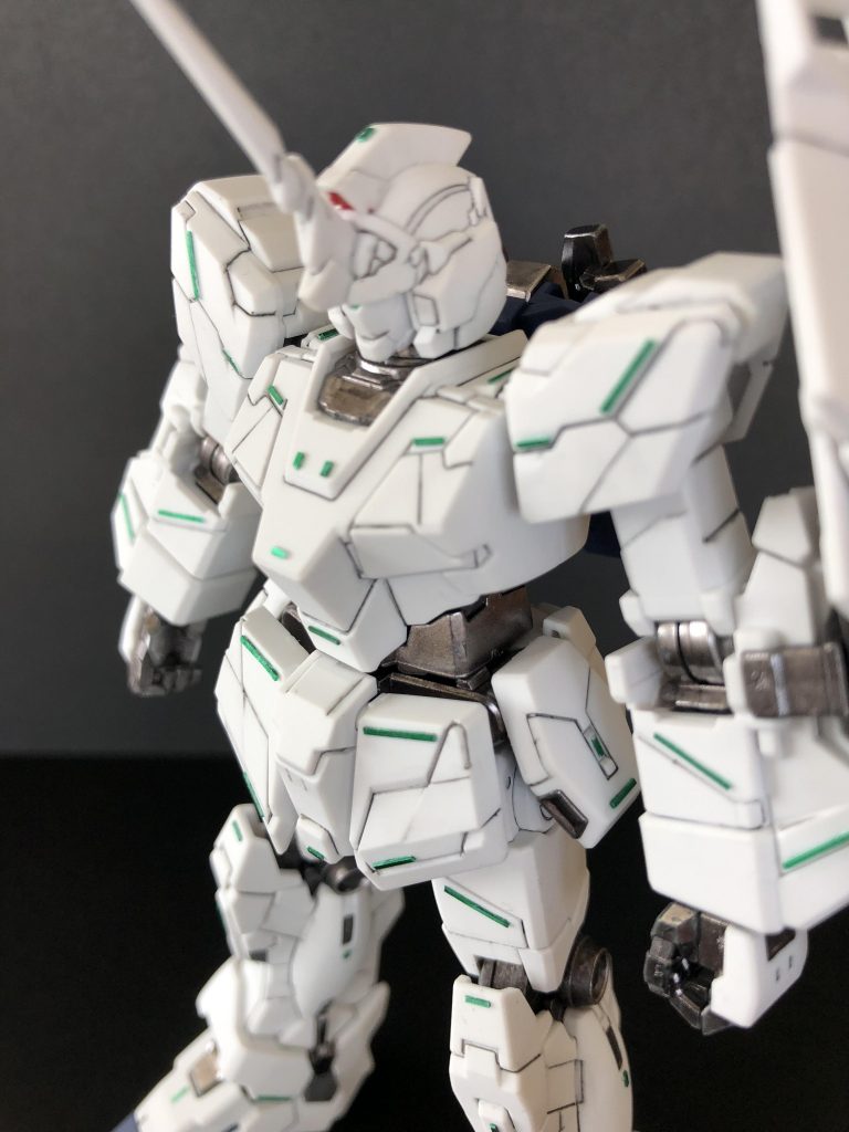 HGUC ユニコーンガンダム(ユニコーンモード)–2枚目/制作者：tsuneon
