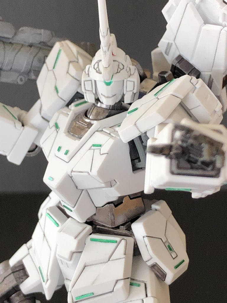 なんか微妙。。ですが実物はそれなりにカッコ良く見えるので良しとします。