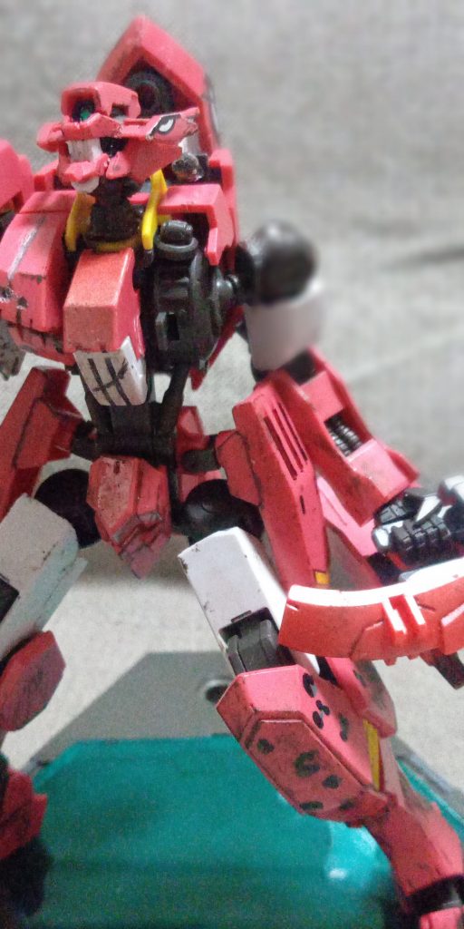 サムネの編集前！そして次回！あの機動戦隊(ピーーーーー)で弱い弱いと言われたあの月の神をガンプラ化じゃ～い！