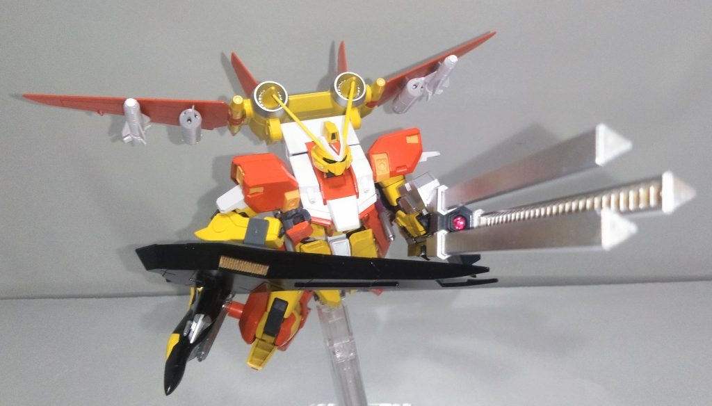 基本的にウィンダムですが、武器と肩は他のキットから流用