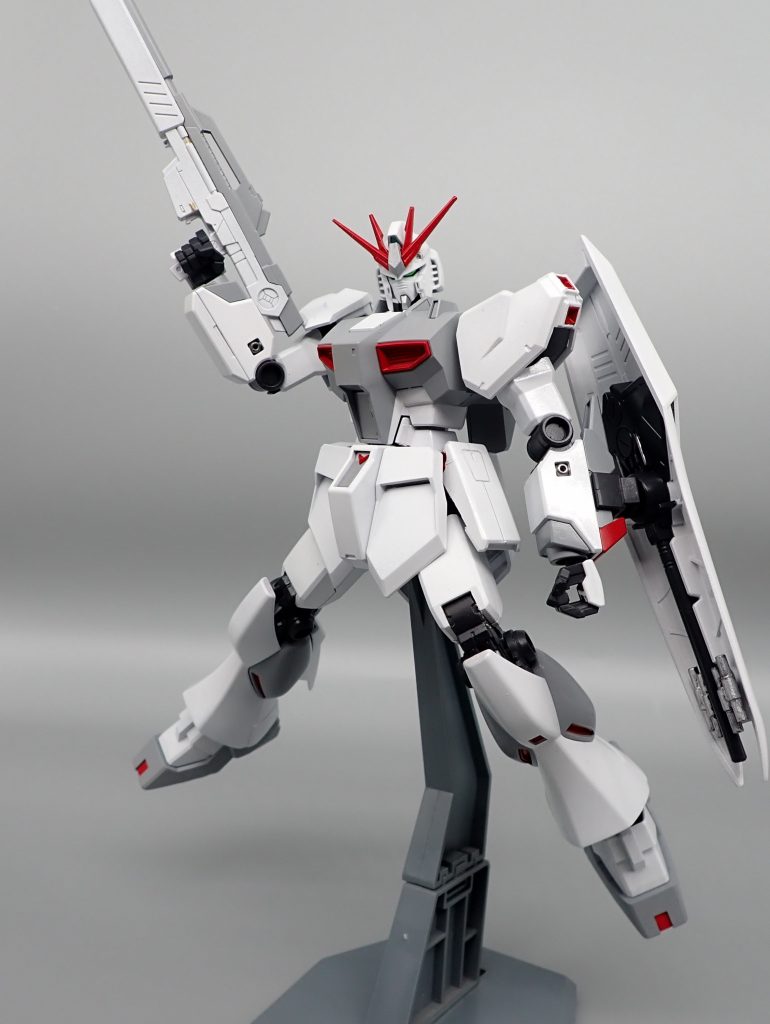 エントリーグレードニューガンダム–2枚目/制作者：アンジェロのプラモデル工房