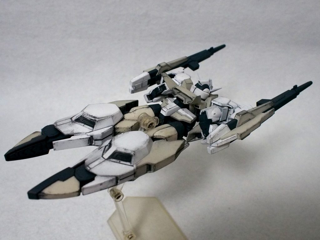 ストライダー形態。