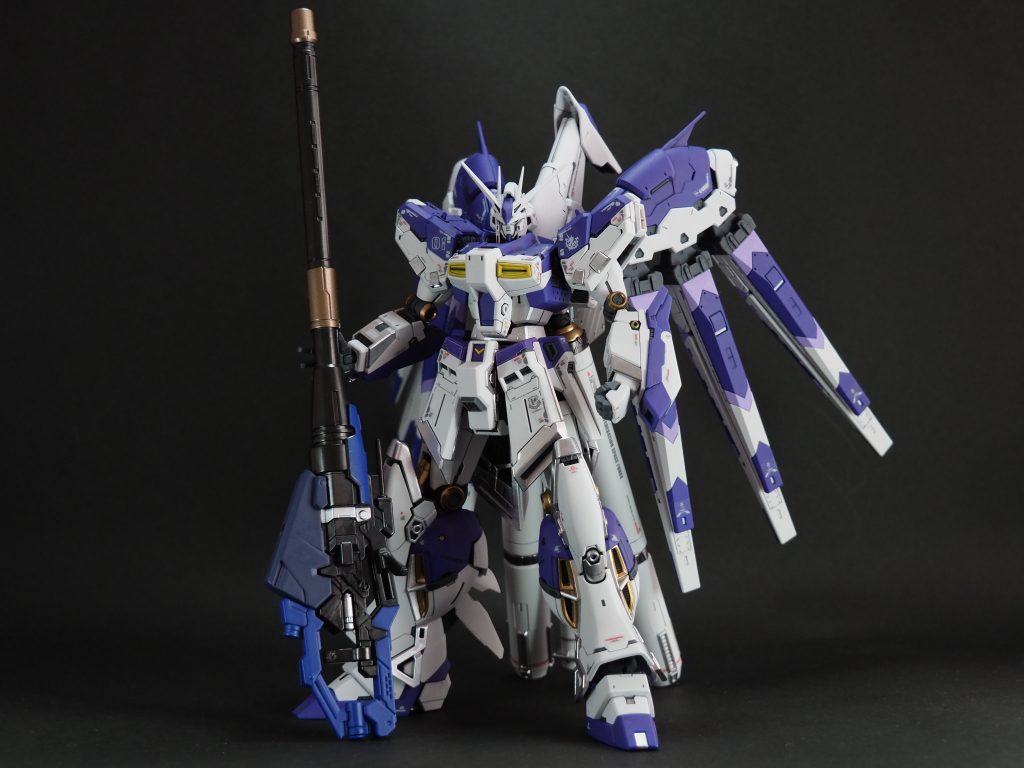 Gフレームのハイパー・メガ・バズーカ・ランチャーを装備。かなり小ぶりですがお陰で撮影ブース内に収まりました。自分はやはりこのデザインの方が好きですね。