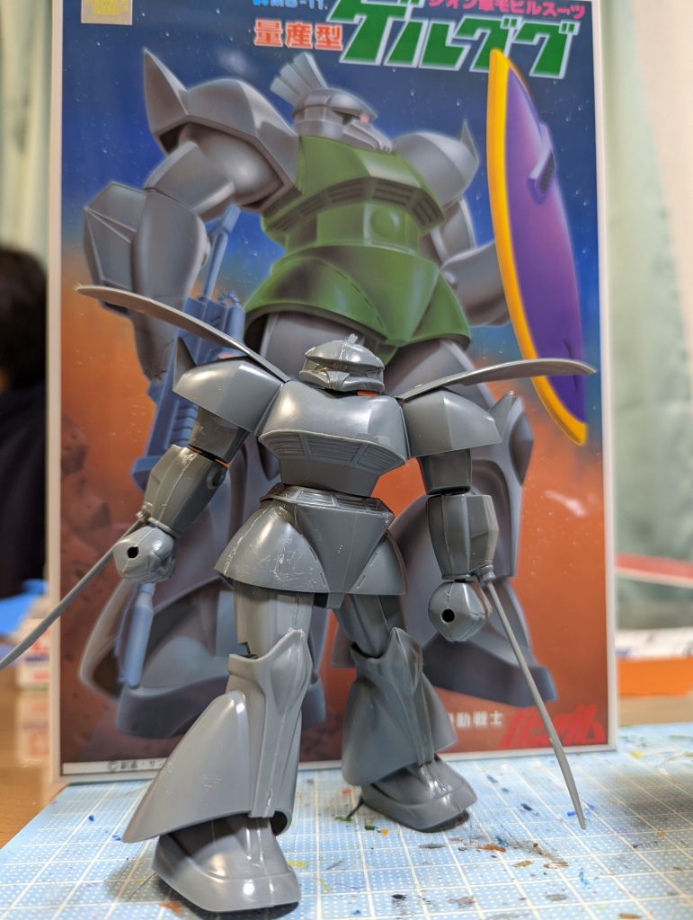 塗装まえのゲルググちゃん。