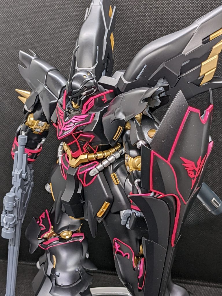 黒いシナンジュ–3枚目/制作者：蒼