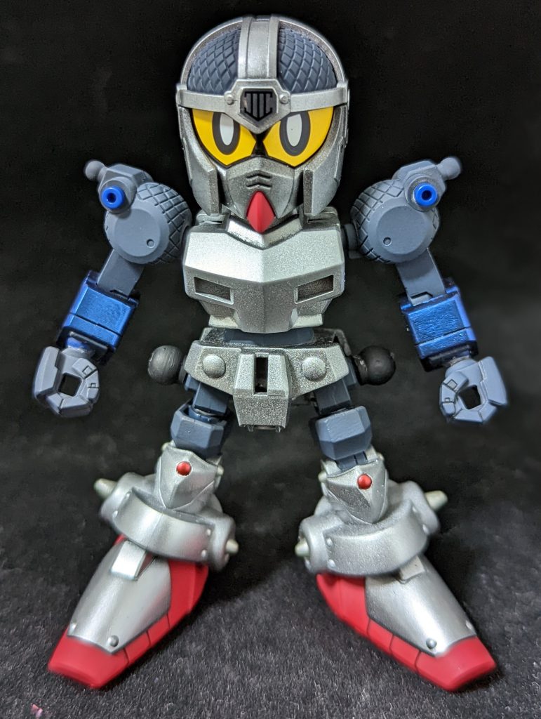 プロポーションの違いが分かりやすい軽装状態脚はCSフレームに変更腰はプラバンで二の腕をパテで延伸。ワールドヒーローズを参考に脚の付け根に腰アーマーつけられるようにポリキャップをつけてます。