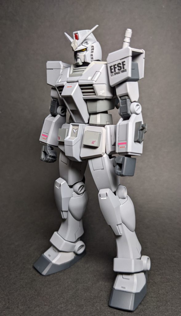 G3ガンダムは特に改修せずスジボリと穴隠しのパーツを追加しました。