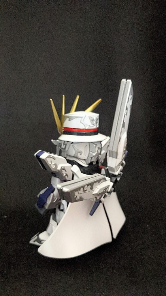 アルセーヌガンダムX–4枚目/制作者:コウ•イキシ