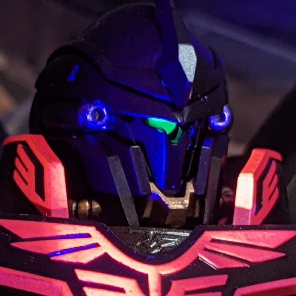 黒いシナンジュ