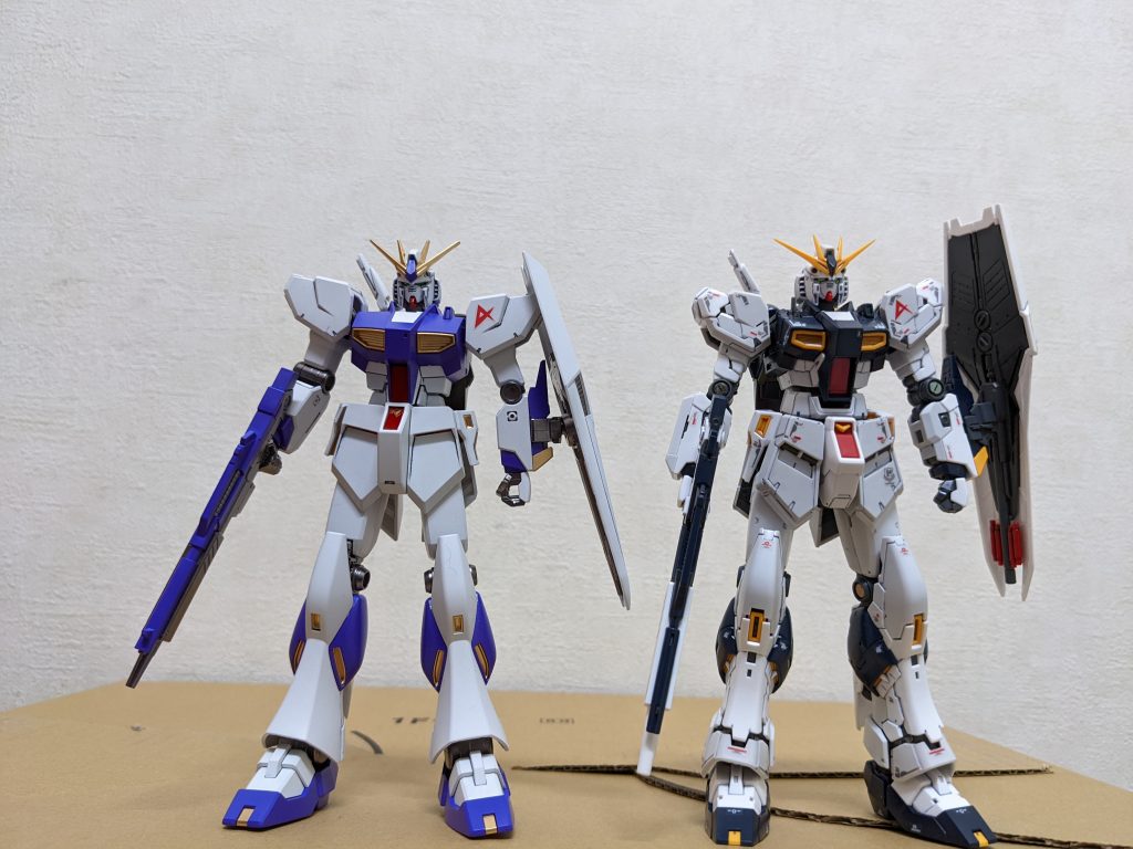 RGと。安価&カンタン組み立て、しかも塗り分けバッチリで、気軽にカラーリング遊びできるので、EGサイコ~😆ぜひ、ZGやZZも出して欲しい!!(非変形プロポーション重視で😆)