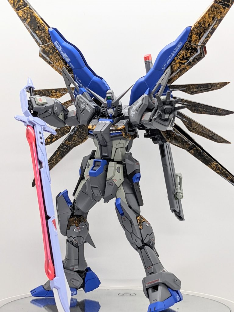 DESTINY GUNDAM–3枚目/制作者：蒼