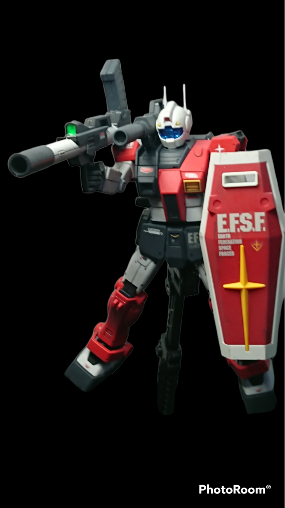 スタイル良くて、可動もなかなかで良いキットかと思います。足太のジムキャノンよりカッコいいです。