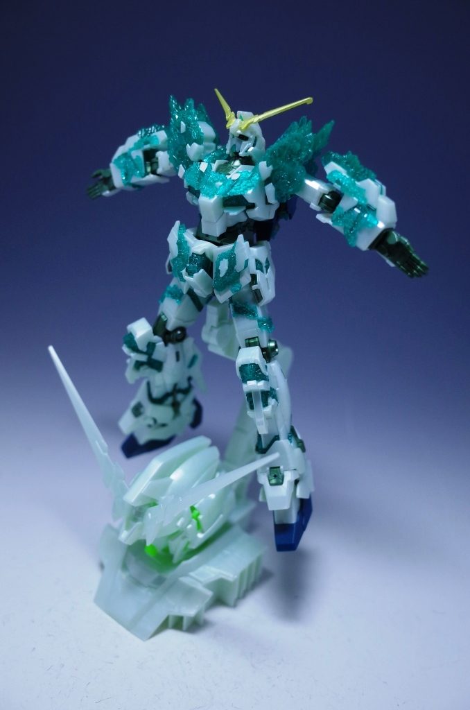 ユニコーン結晶体+ヘッドディスプレイ(両方とも素組)