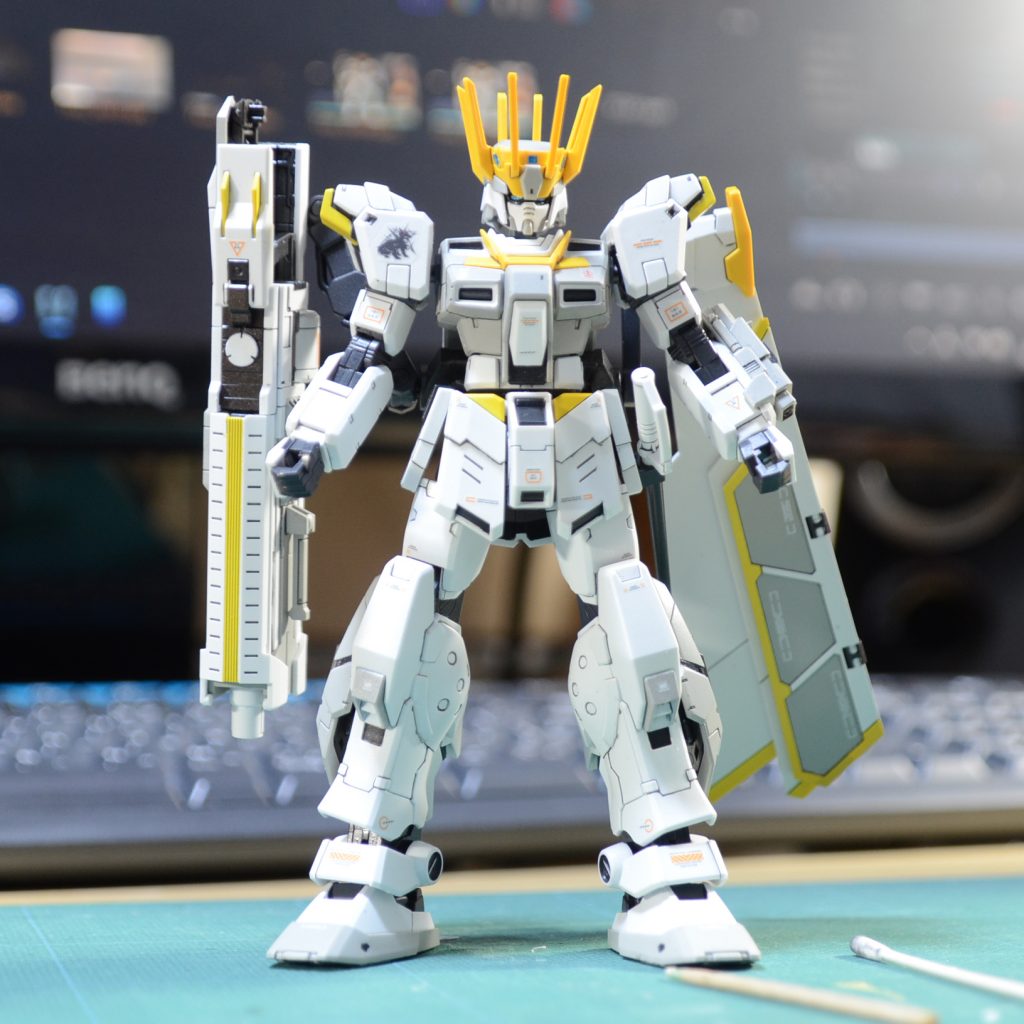 小型化に失敗した結果らしいですけど、威圧感あっていいですね