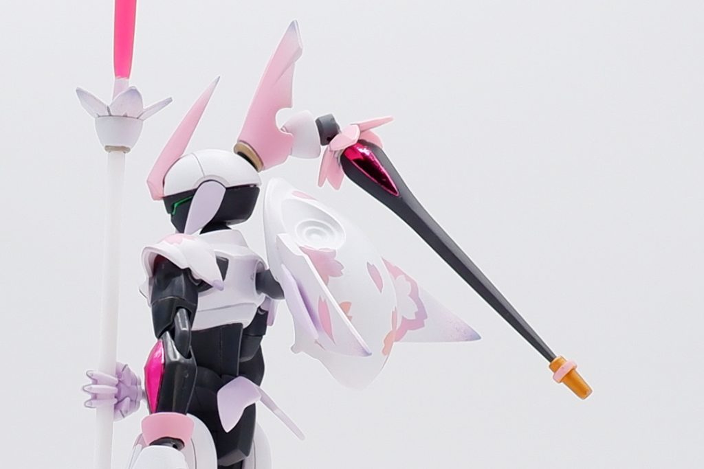 ロングファルシアビット　ファルシアの頭部の背部に装備されており大型化してビットとなって大出力のいる