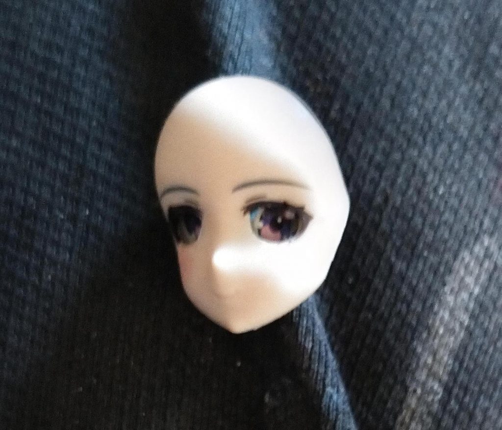 初めて開眼工作をしてみました(^-^)なんとか二個目で成功しましたが、これは、数をこなさないと駄目ですね。