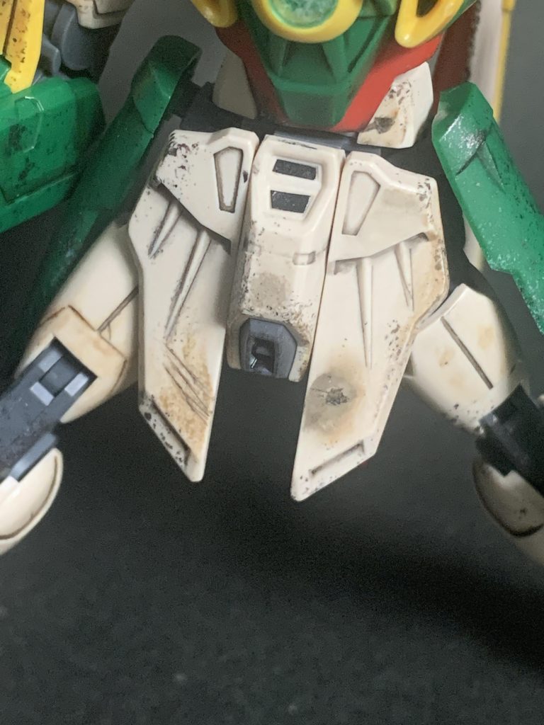 結構自信のあるスカート部。ダメージ表現が意外と良くてまんぞくしてます。