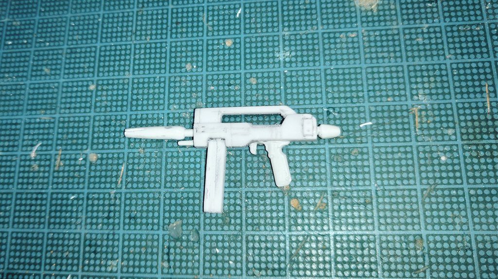 ビームライフルはフルスクラッチで作りました。