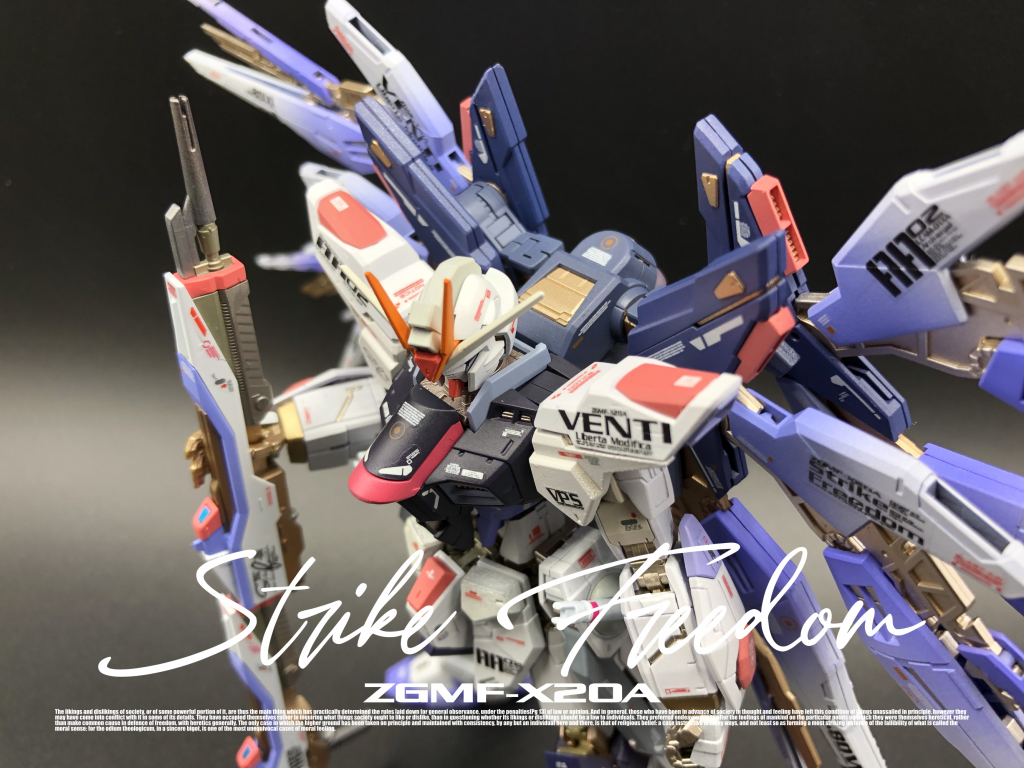 　デカールは、市販のものやほかのキットのもの、自作したものを組み合わせて使用。　ドラグーンは８つあるので、１から８までのナンバリングをローマ数字で作成。　展開したときに、１から８までが順番に並んでいるように貼っています。　　作成にはラグレア明石大久保店さんにお世話になりました。　いつも助かっています。　https://lux-rare.com/