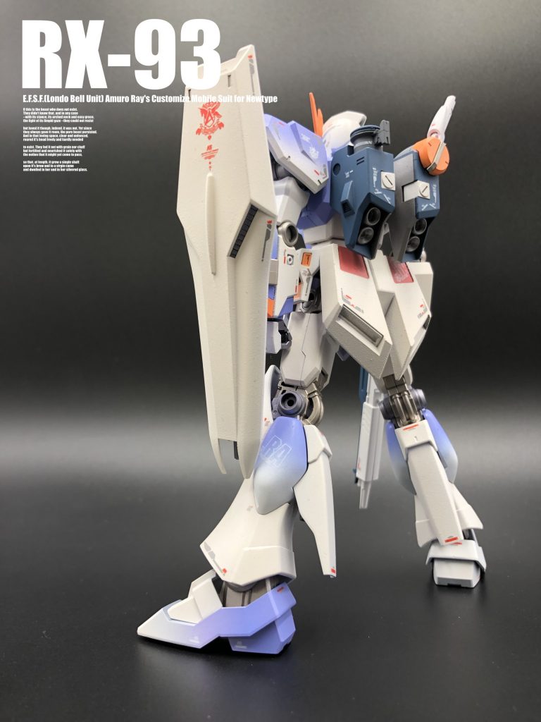 νガンダムのランドセルは色分けが複雑ですが、非常によく再現されています。