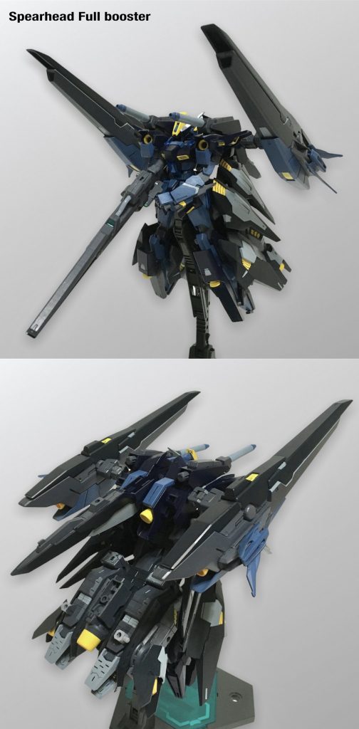 【スピアヘッド　フルブースター】コアユニット＋T・Bブースターの形態。フルカウルに比べると、大型ビームキャノンとシールドブースター(T)の配置が異なる。画像ではライフルを開放型バレルに変更したハイ・ビームライフルとして、さらに火力増強をしている。
