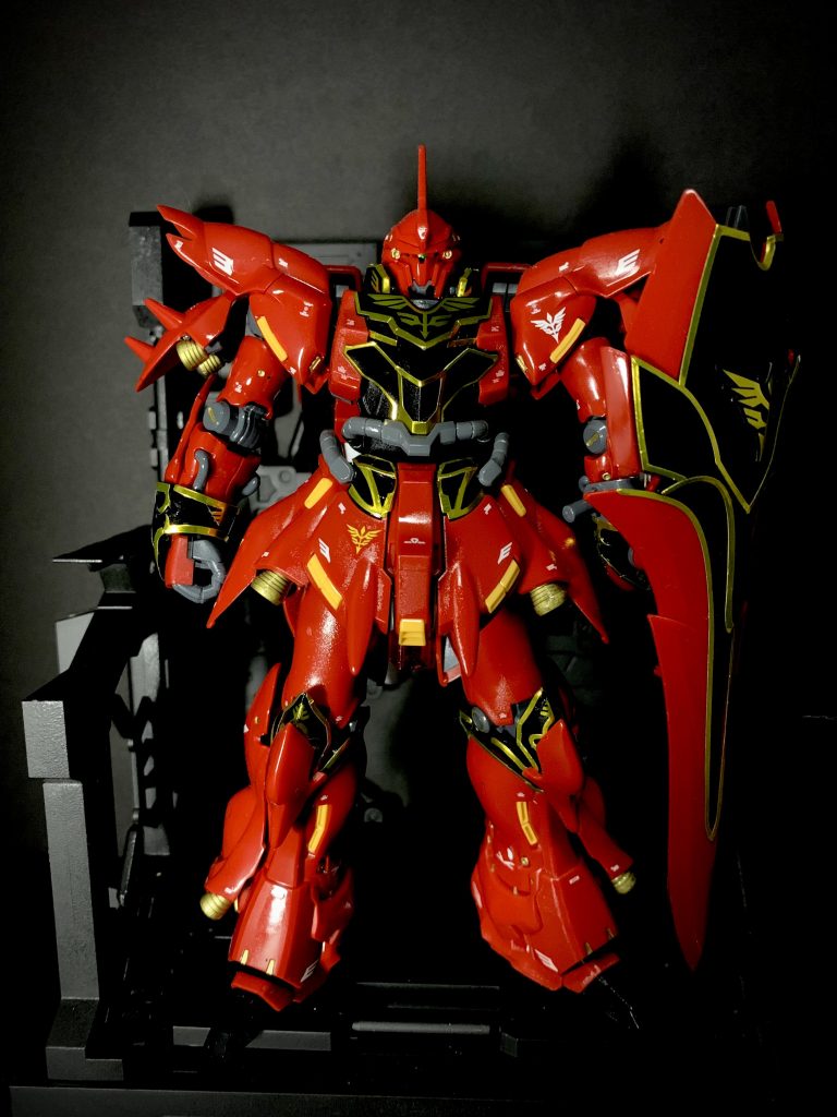 間違えた100均のクリアスプレー吹いてしまったところがムラムラになってしまいました… 乾いてからヤスリし直せば良かった… 光沢トップコートは初めて使いましたが、コレはコレでありですね。 次は表面処理とかちゃんとしよう…と心に誓いましたw最後までご覧頂きありがとうございました^ ^