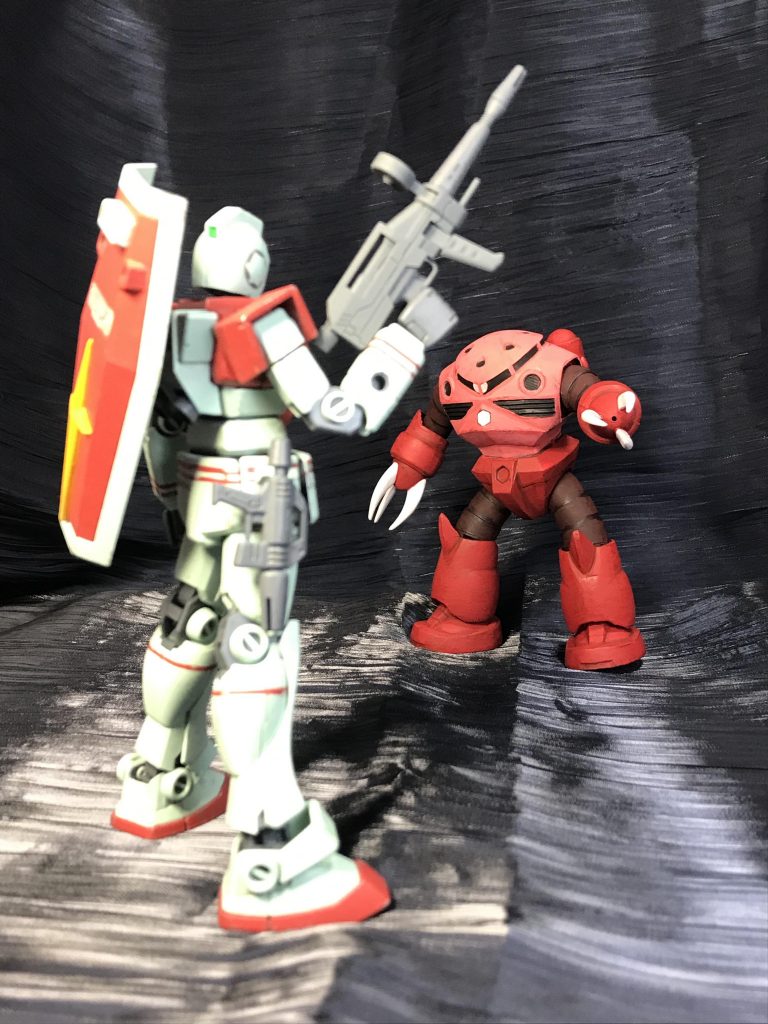 赤いズゴック「ギギー!」