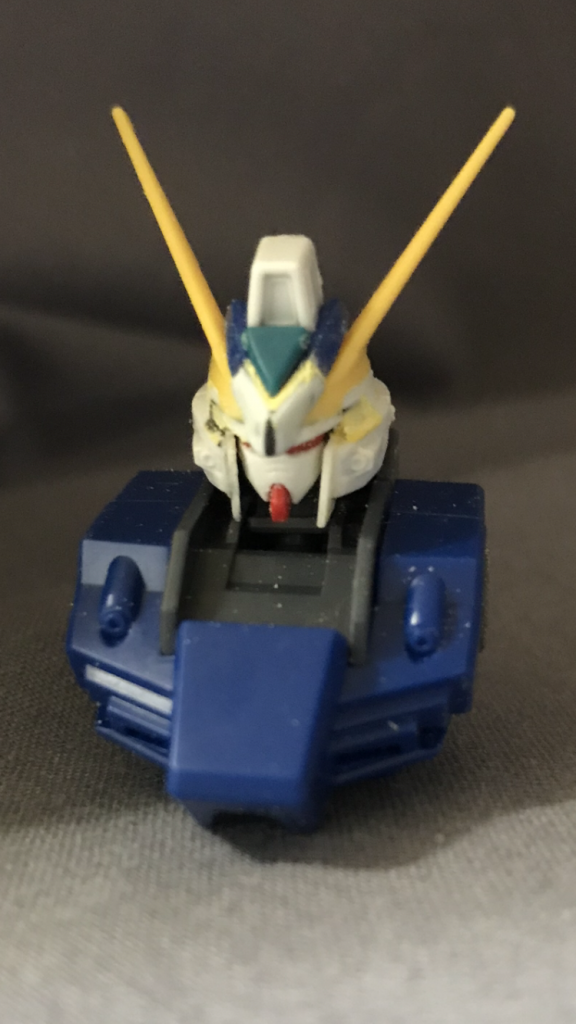 ウィンダムっぽさも残したかったので、フェイスだけをガンダムにしました。ちなみにHGのビクトリーの物を使用しています