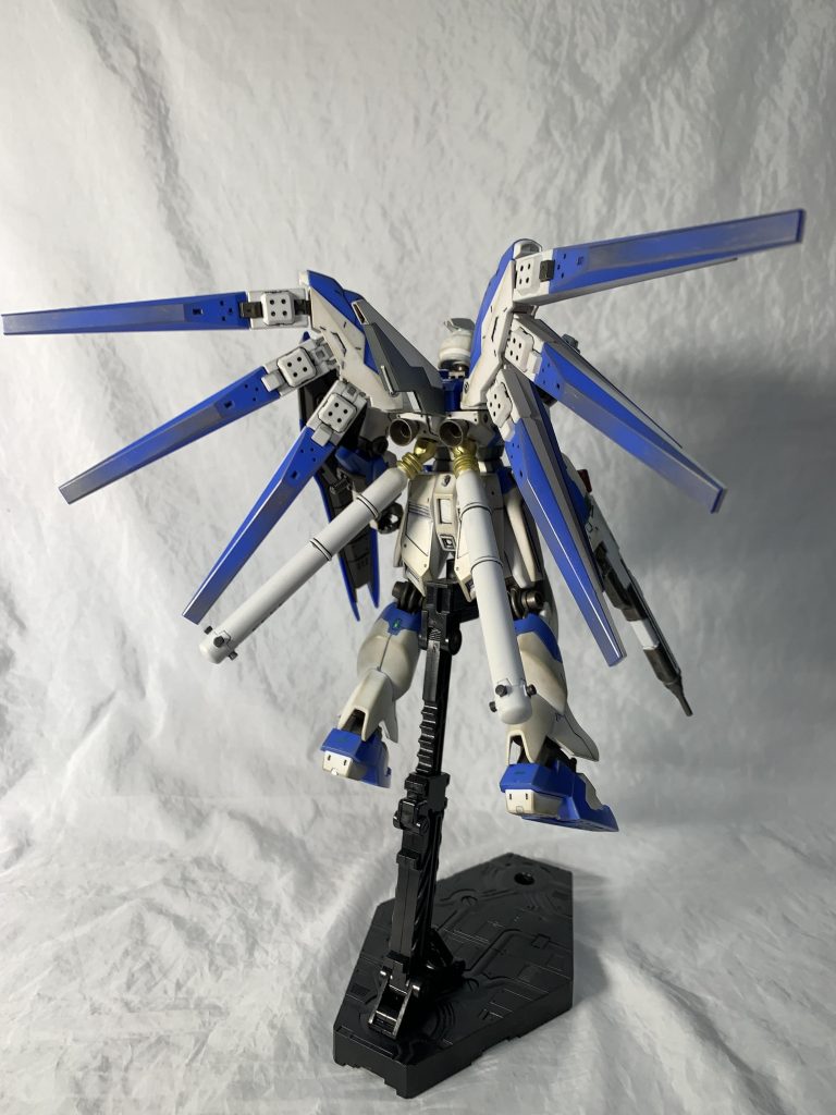 自分の好みで、緑の装飾テープを貼付。原作デザインを大切にとかではなく、自分の好みで仕上げました。100均の装飾テープは優秀で、しっかりと粘着力があるので重宝しました。