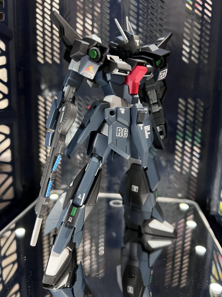 というわけで、ライトニングガンダムを宇宙世紀のリガズィの発展機の妄想であります✨