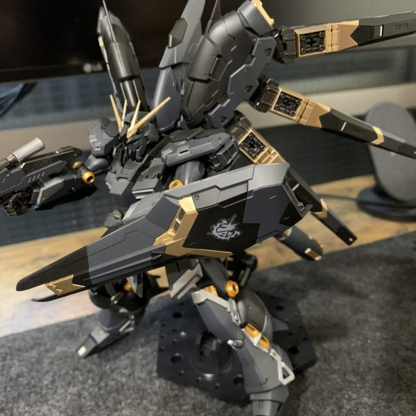 バンシィカラーでHi-ν