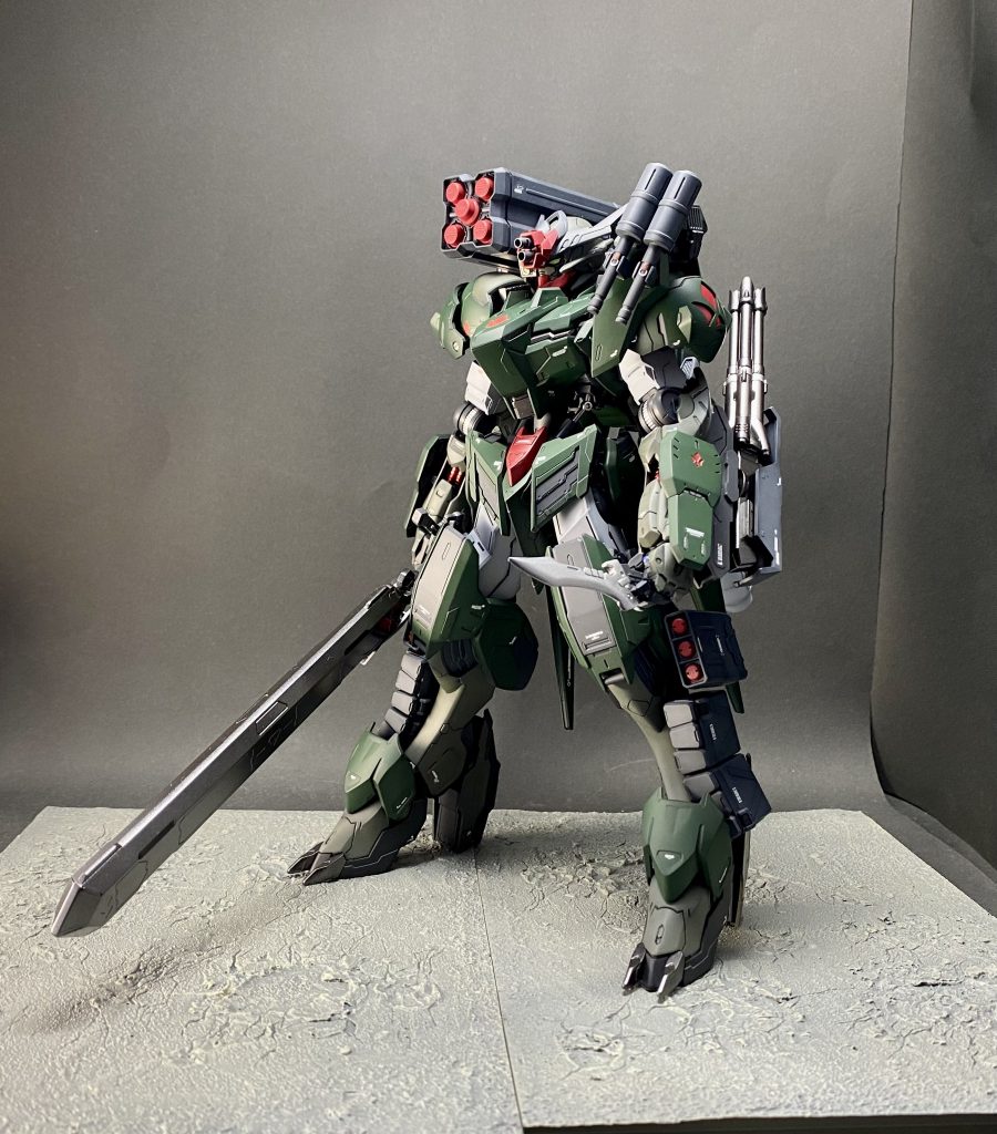 ソードメイスは標準装備